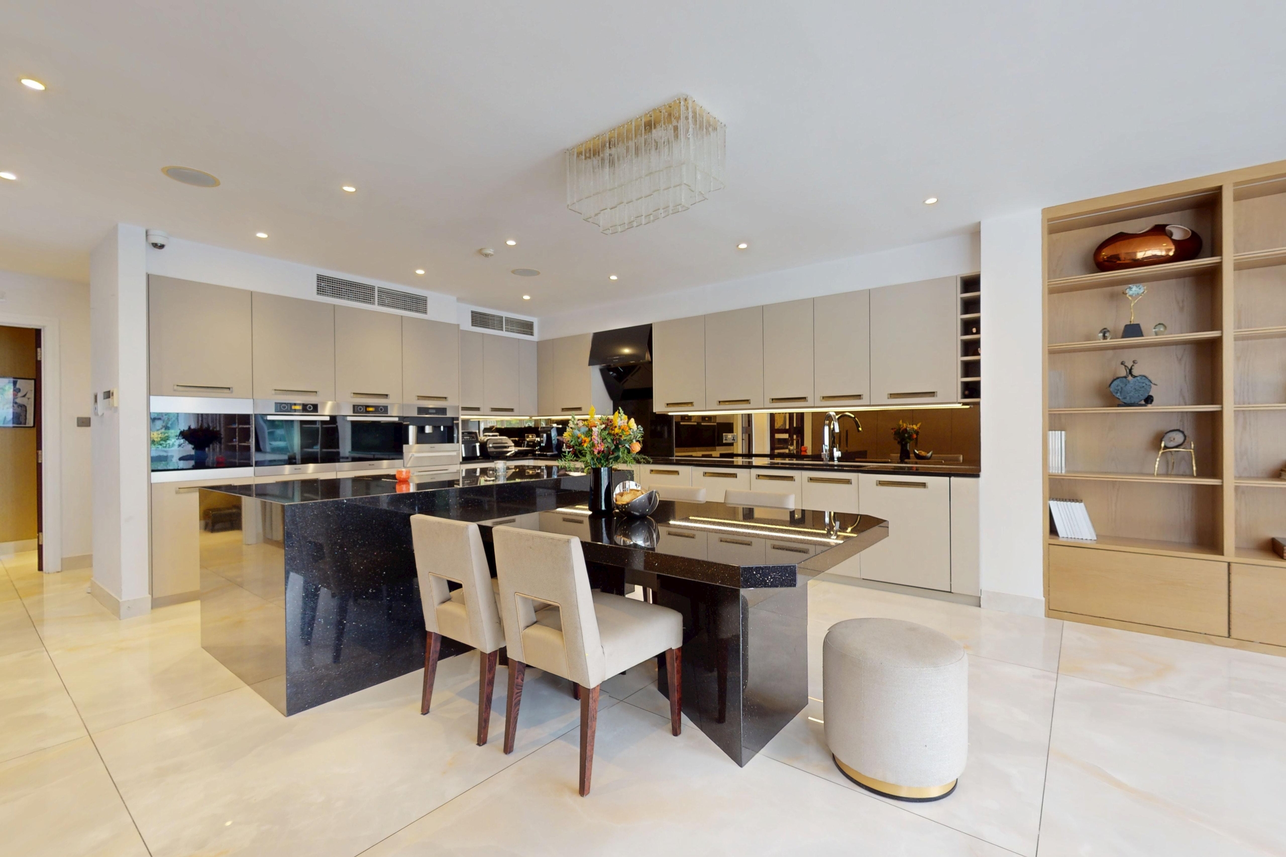 3, Fairholme Gardens, London, N3 3ED