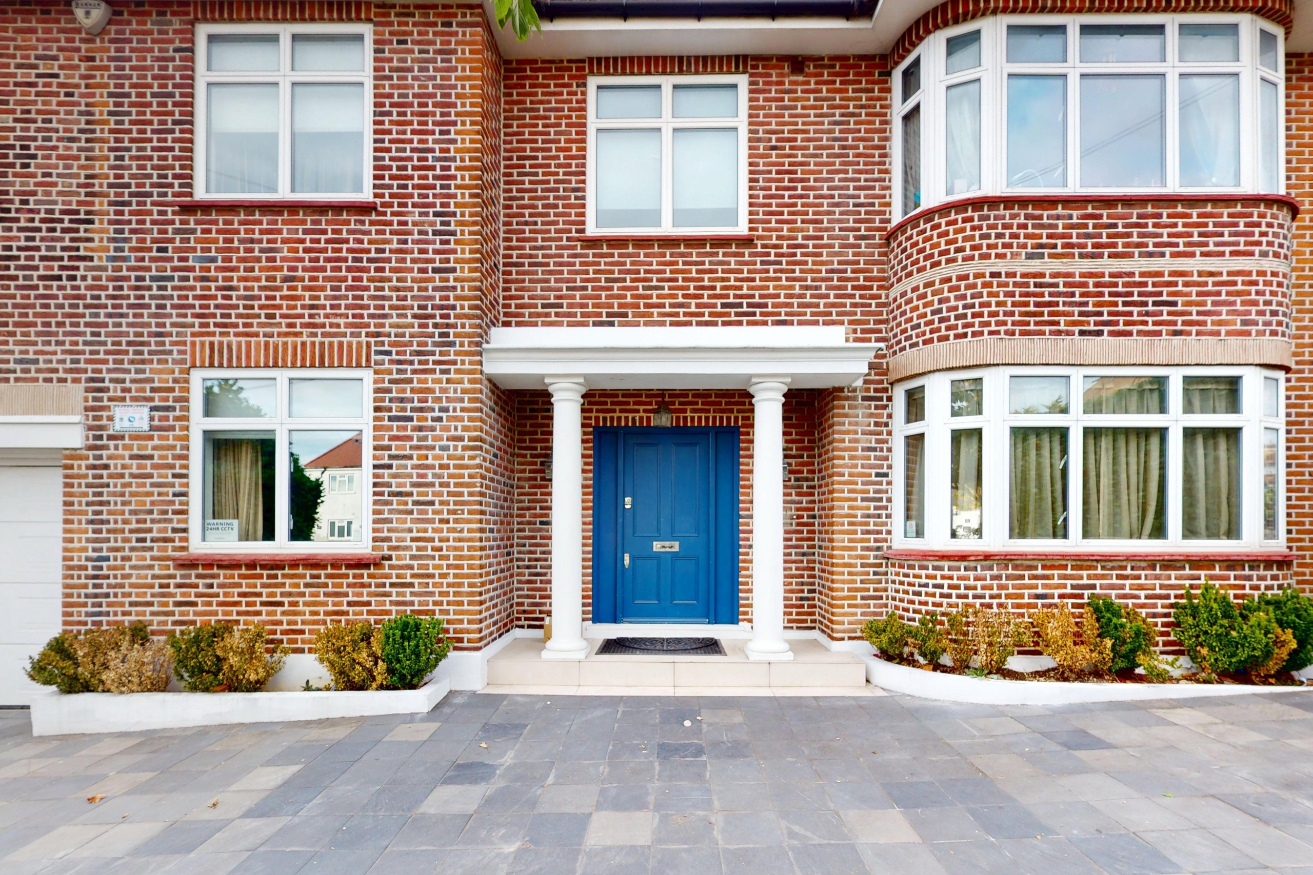 3, Fairholme Gardens, London, N3 3ED