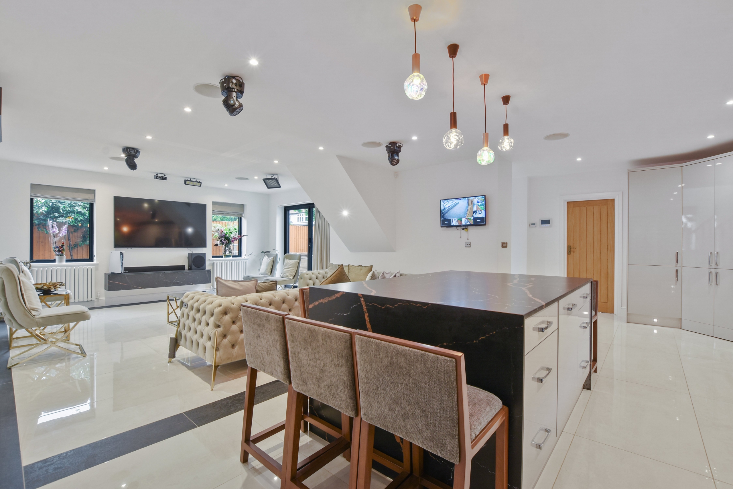44, Ingram Way, Greenford, UB6 8QG