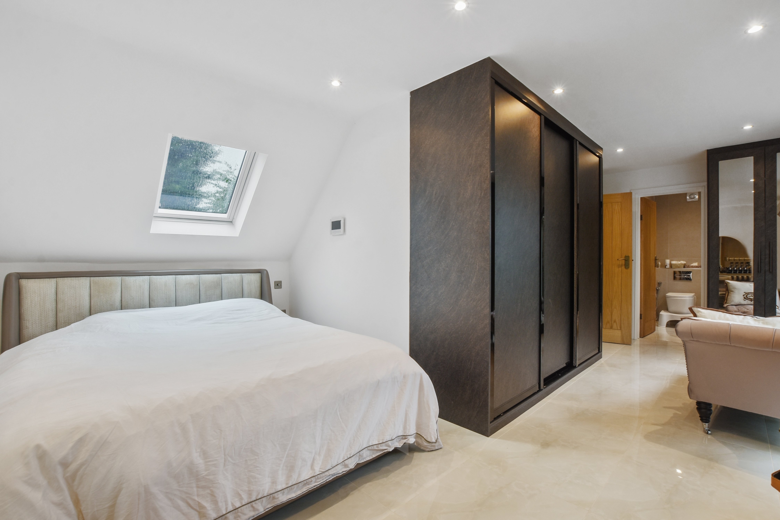 44, Ingram Way, Greenford, UB6 8QG