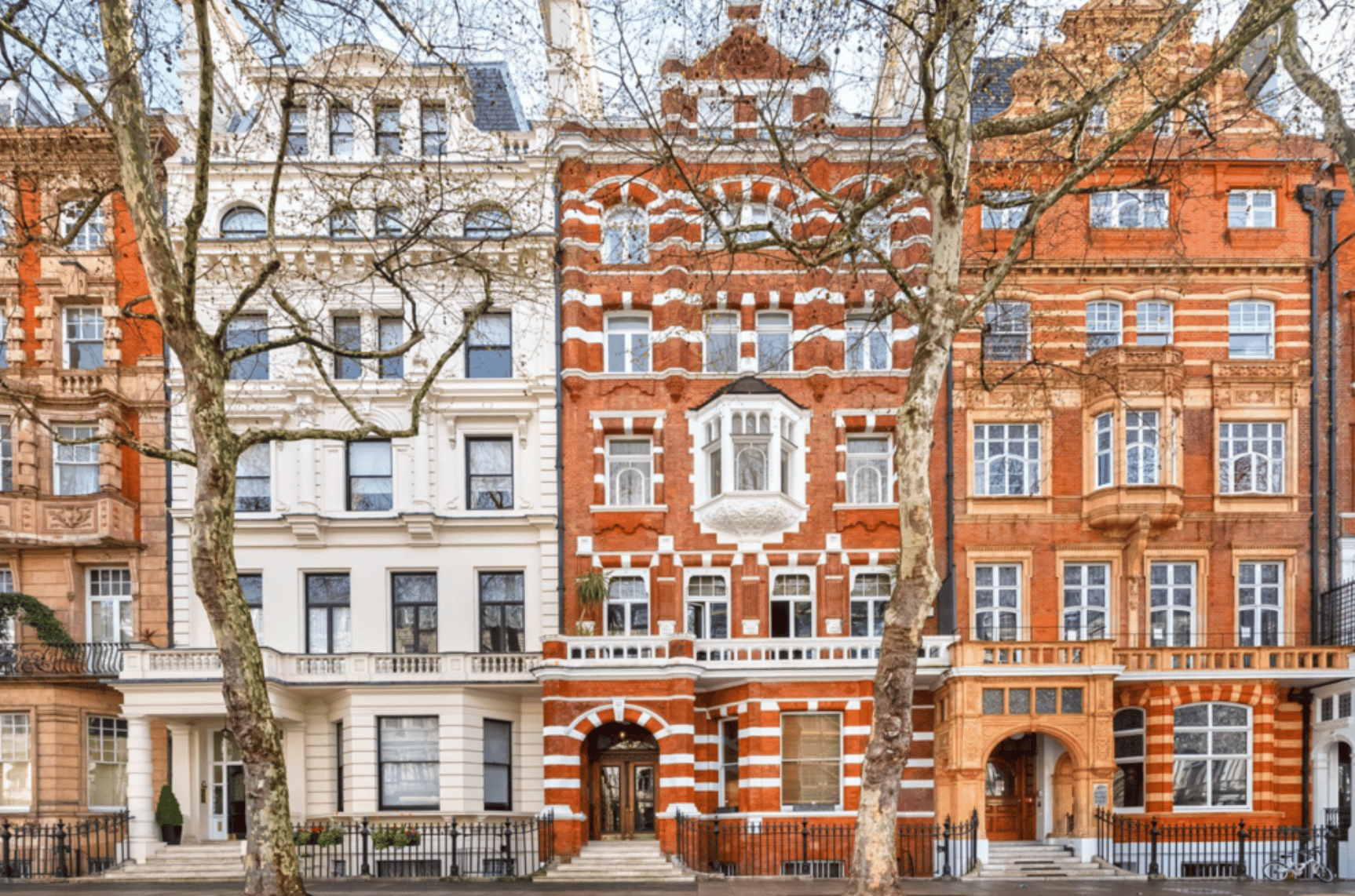 192, Queen’s Gate, London, SW7 5EU