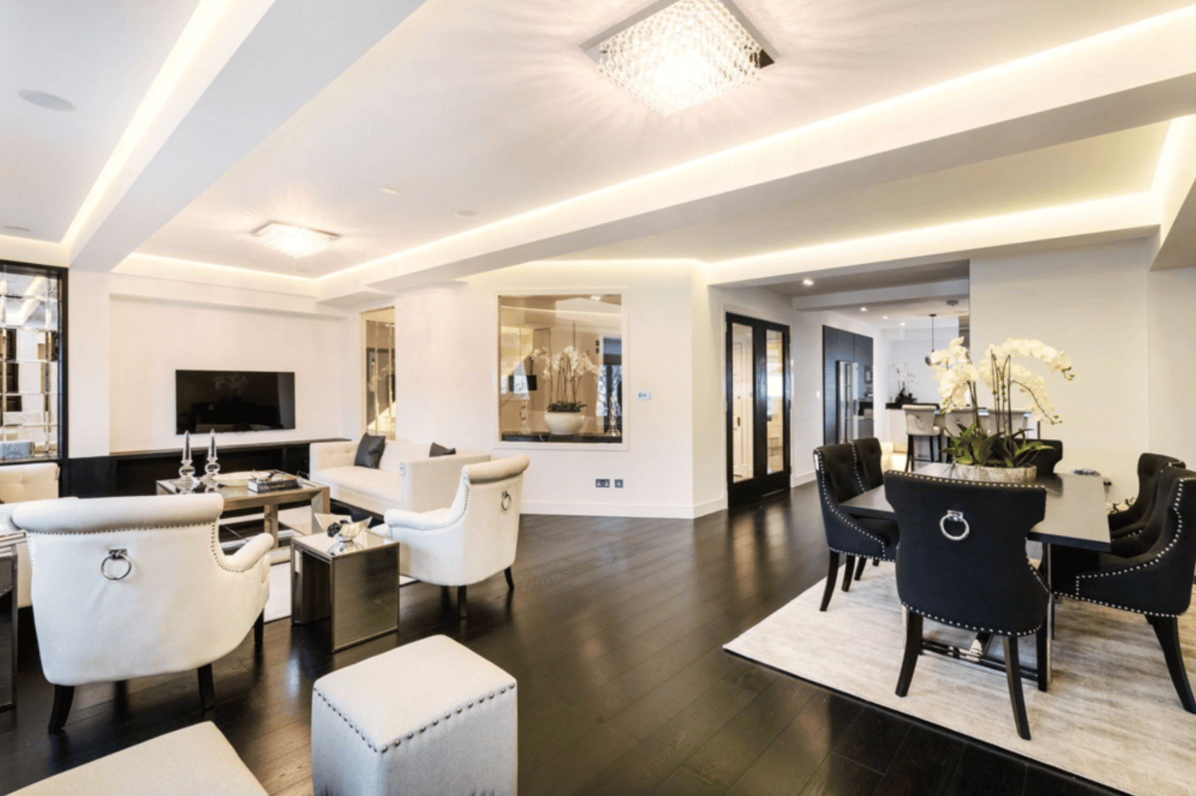 192, Queen’s Gate, London, SW7 5EU
