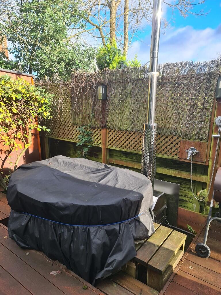 14, Warbank Lane, Kingston upon Thames, KT2 7ES