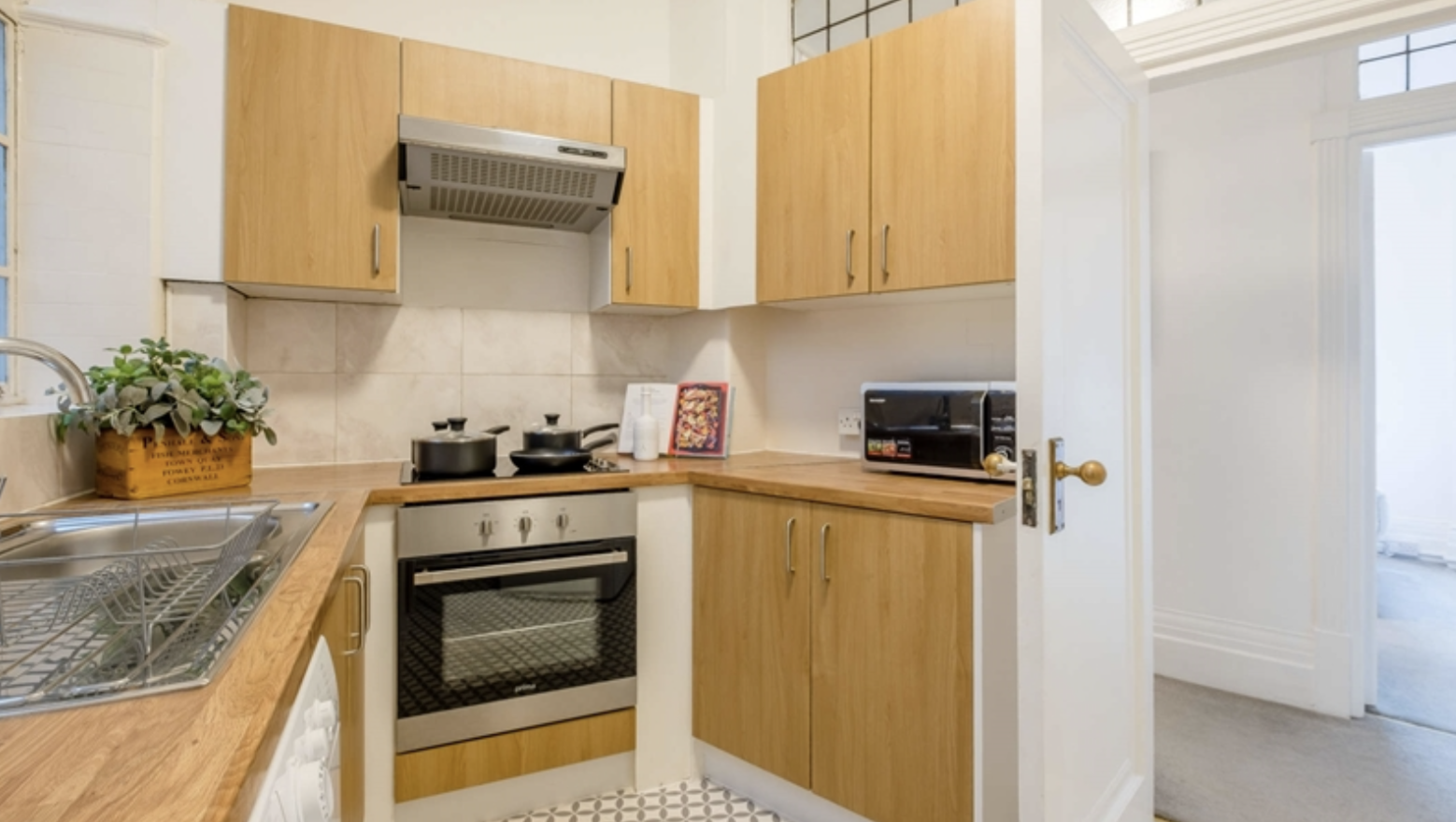 Strathmore Court, Flat 18, 143, Park Road, London, NW8 7HY