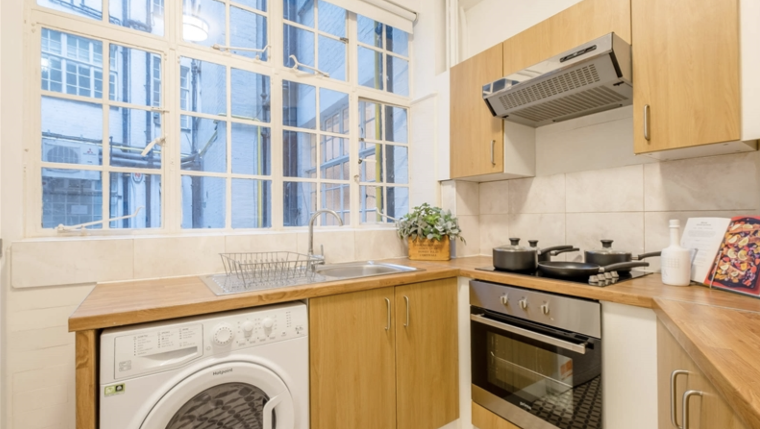 Strathmore Court, Flat 18, 143, Park Road, London, NW8 7HY