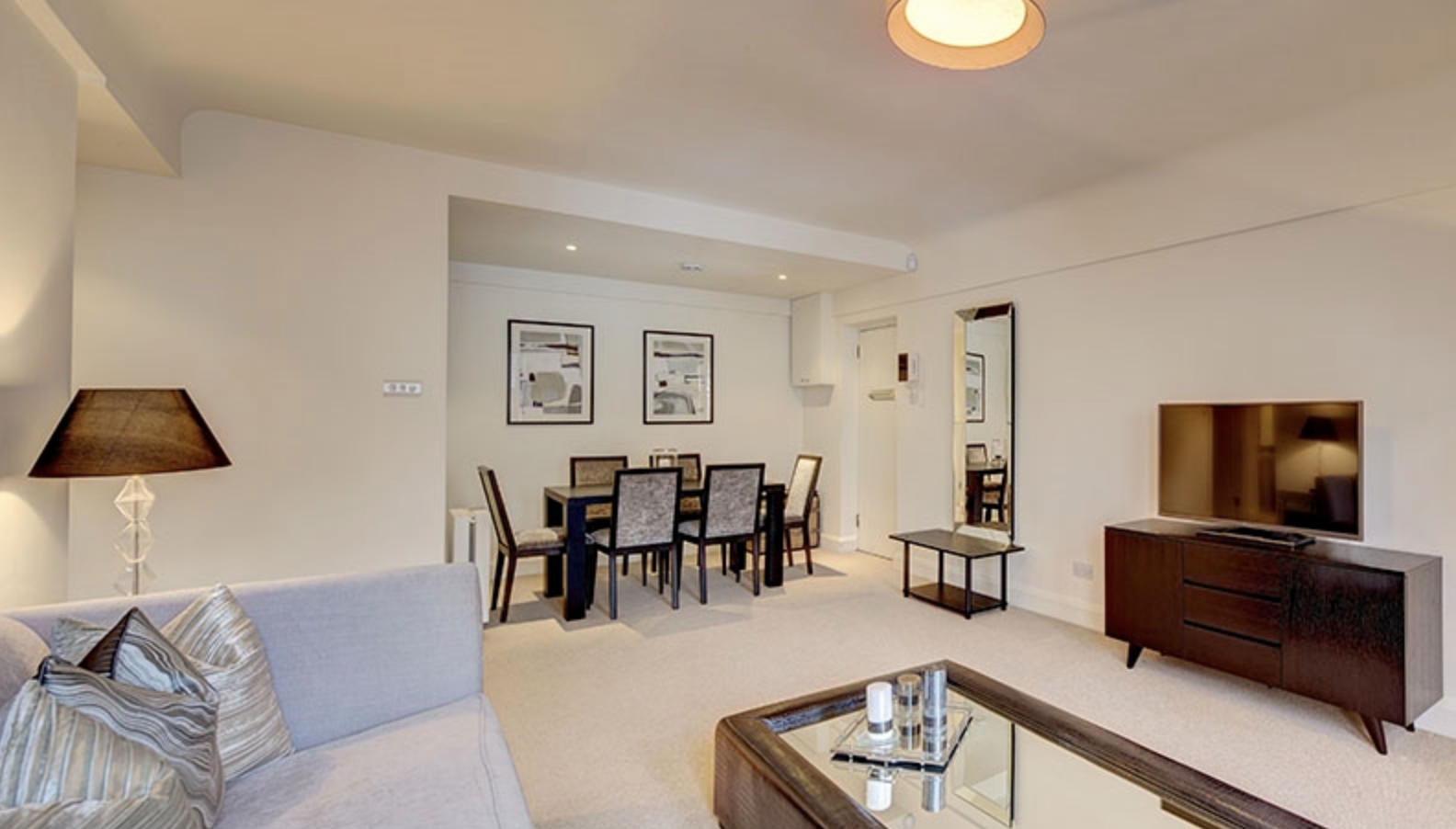 Pelham Court, Flat 38, 145, Fulham Road, London, SW3 6SH