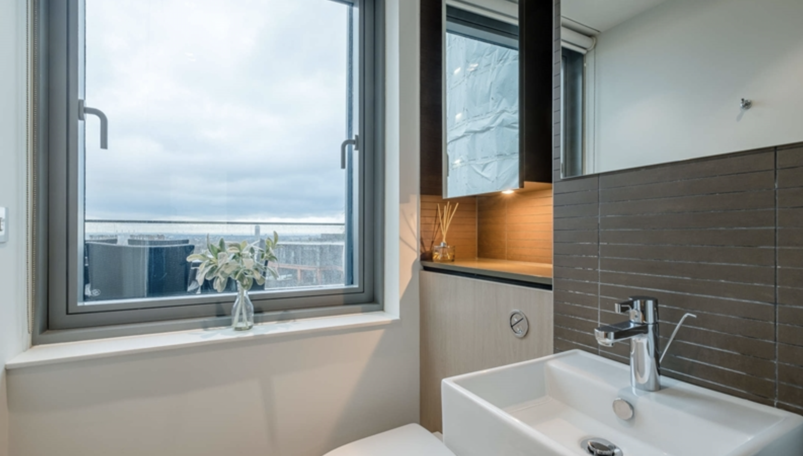 Apartment 1108, 4, Merchant Square East, London, W2 1AN