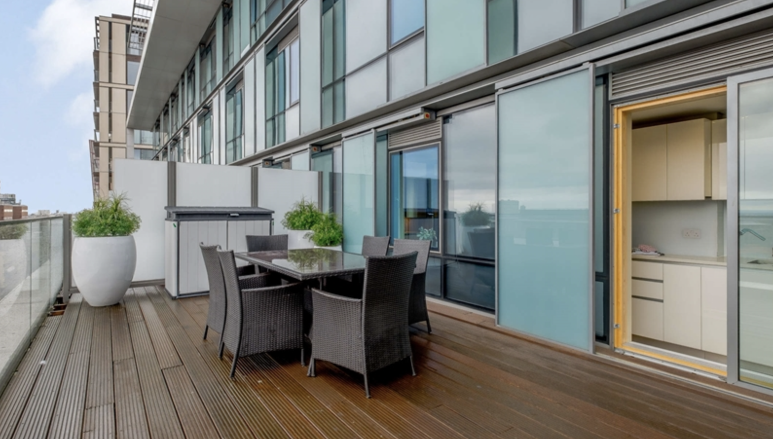 Apartment 1108, 4, Merchant Square East, London, W2 1AN