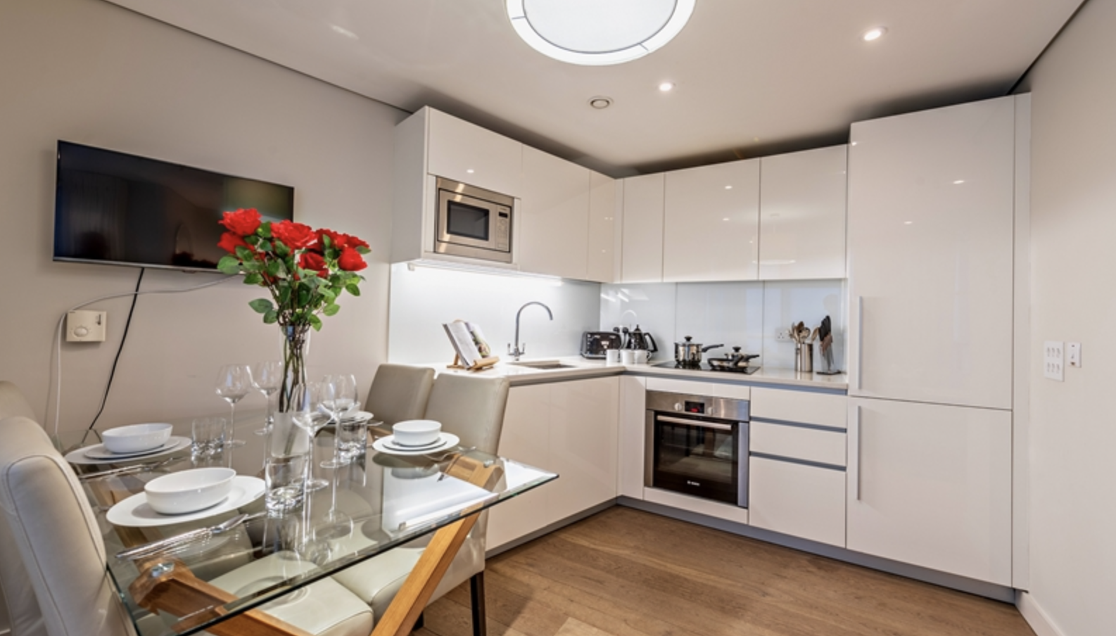 Apartment 311, 4, Merchant Square East, London, W2 1AN