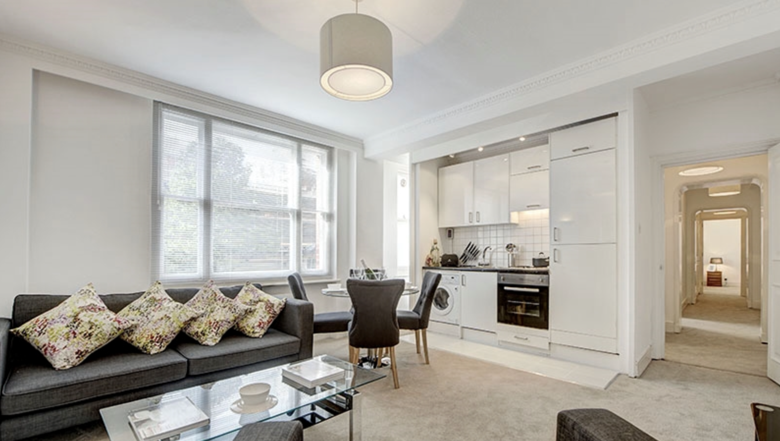 Flat 14, 39, Hill Street, London, W1J 5NA
