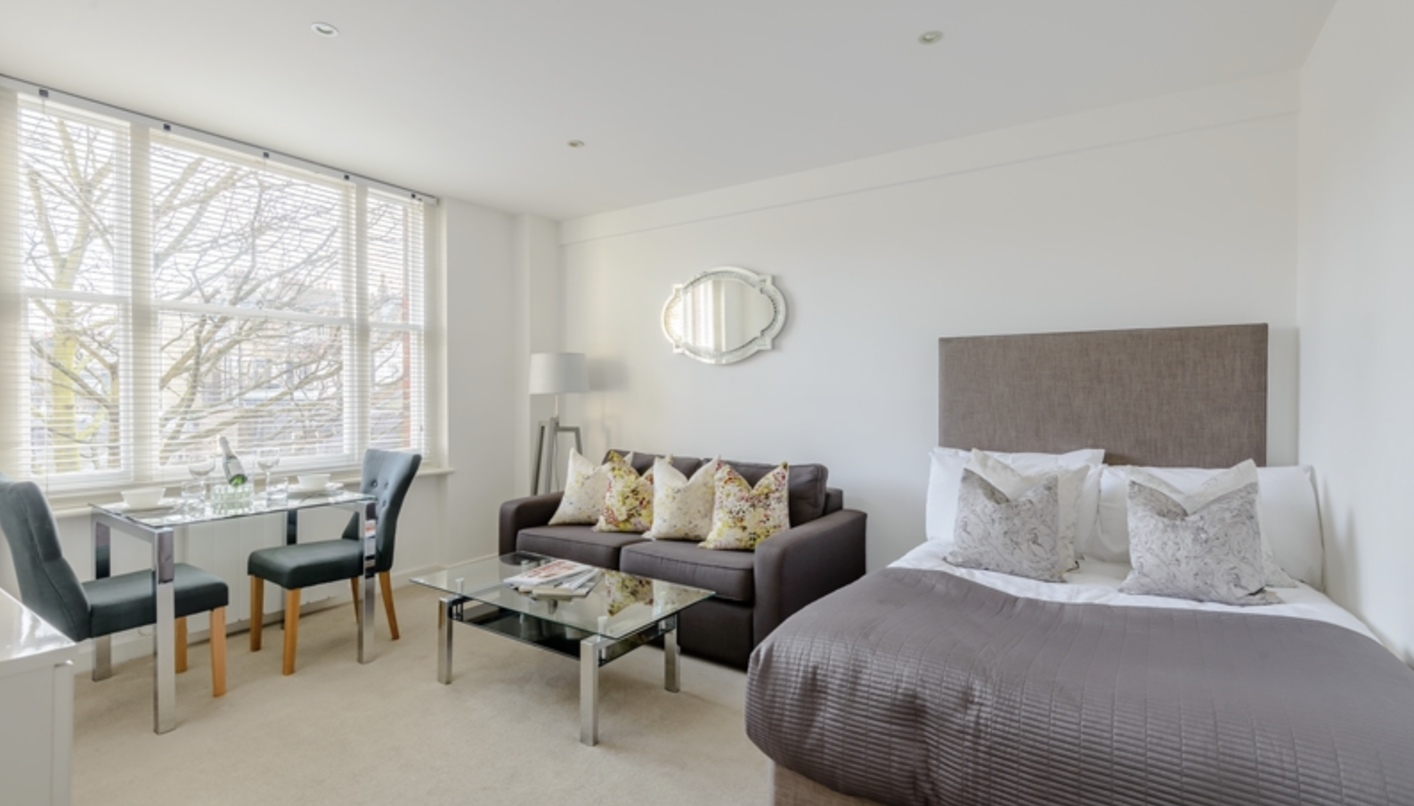 39, Hill Street, London, W1J 5NA