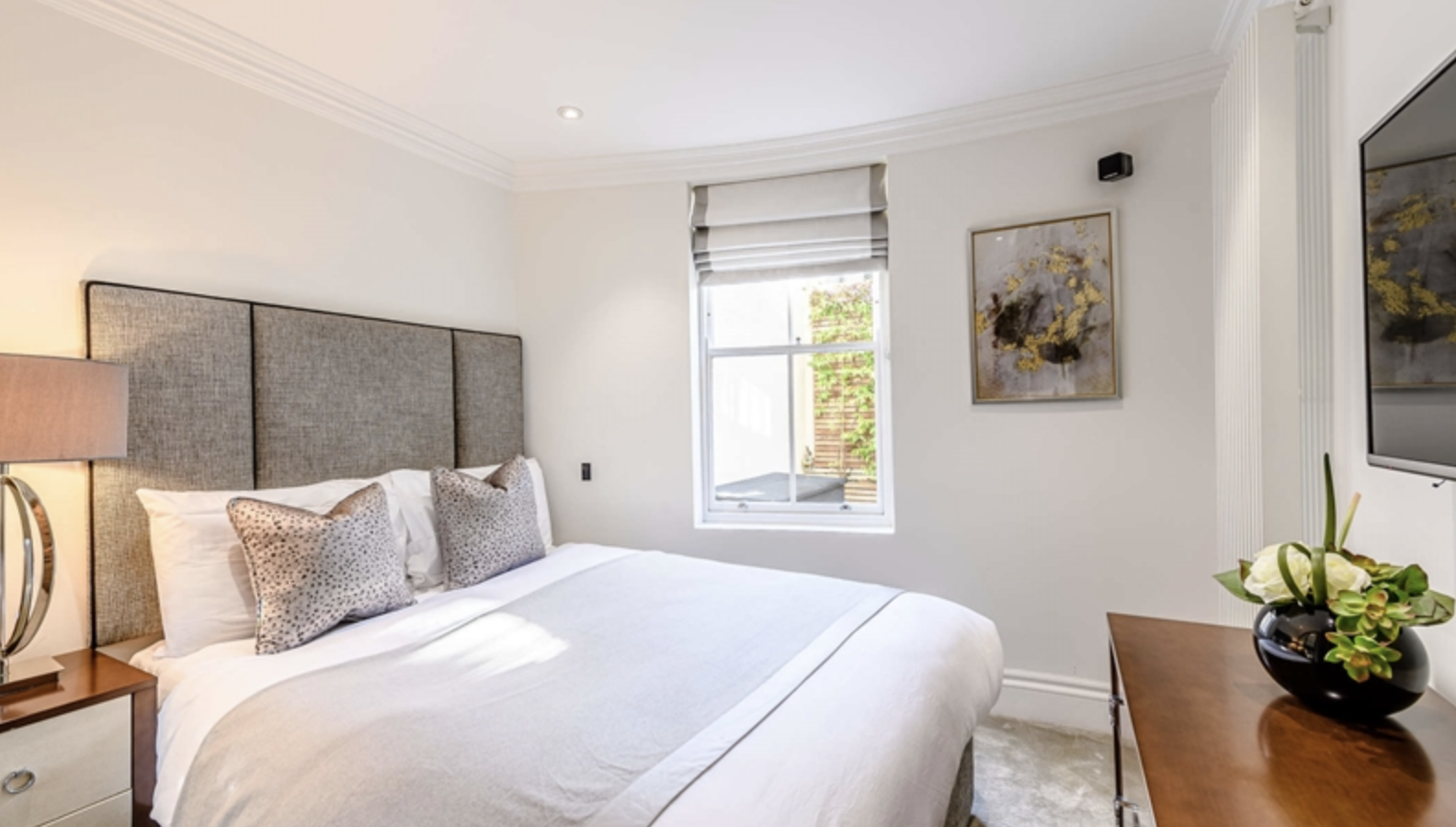 Garden House, Flat B5, 86-92, Kensington Gardens Square, London, W2 4BB
