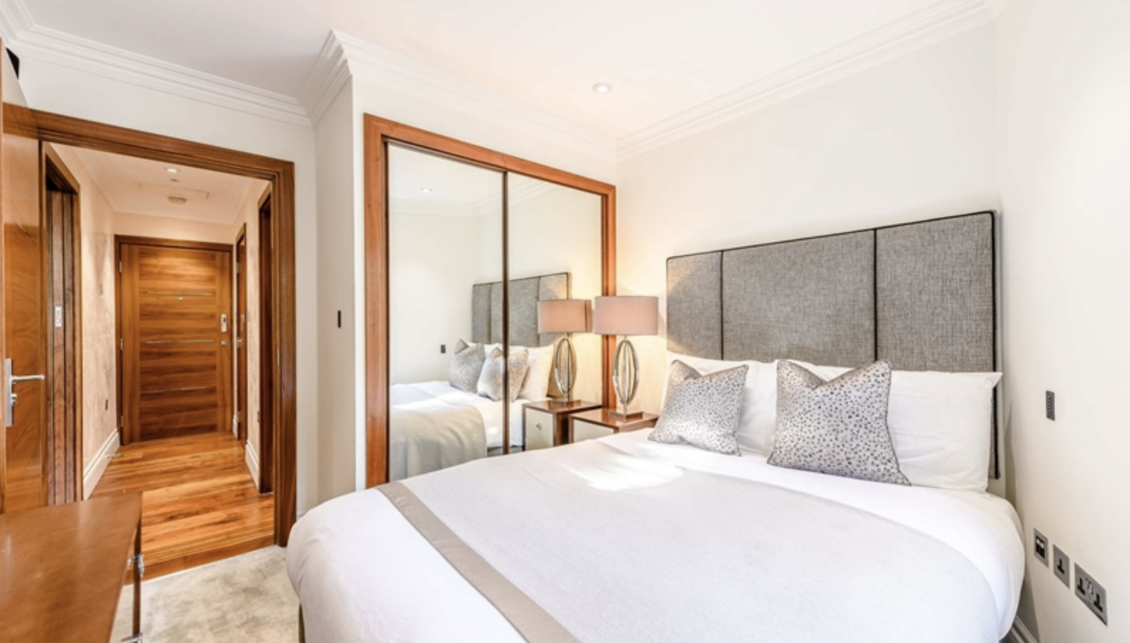 Garden House, Flat B5, 86-92, Kensington Gardens Square, London, W2 4BB