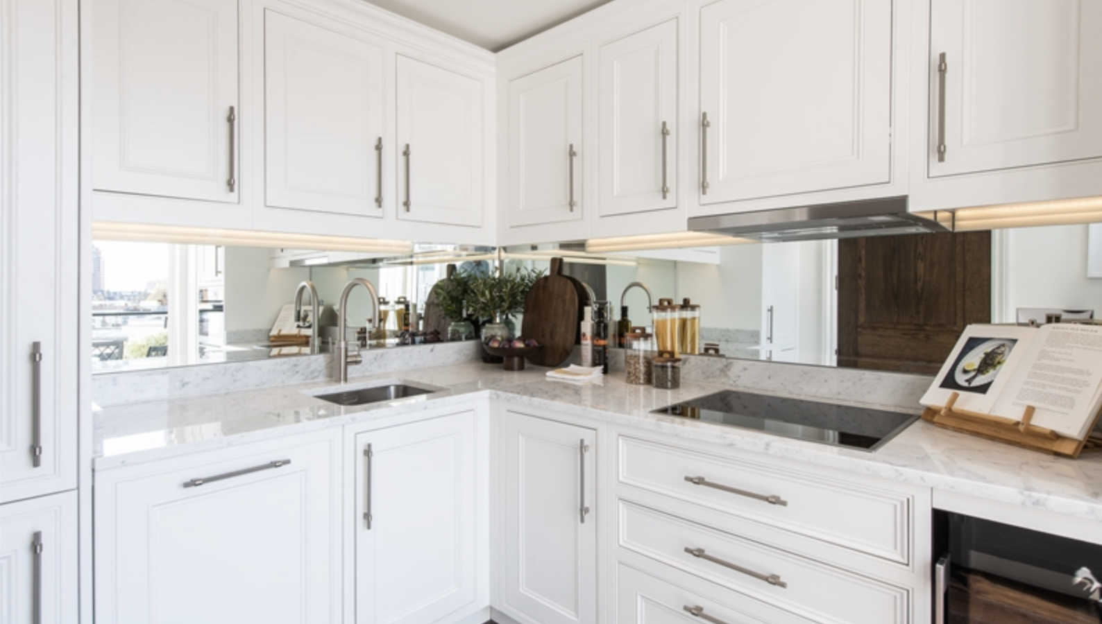 Flat 9, 17 , Prince of Wales Terrace, London, W8 5PQ