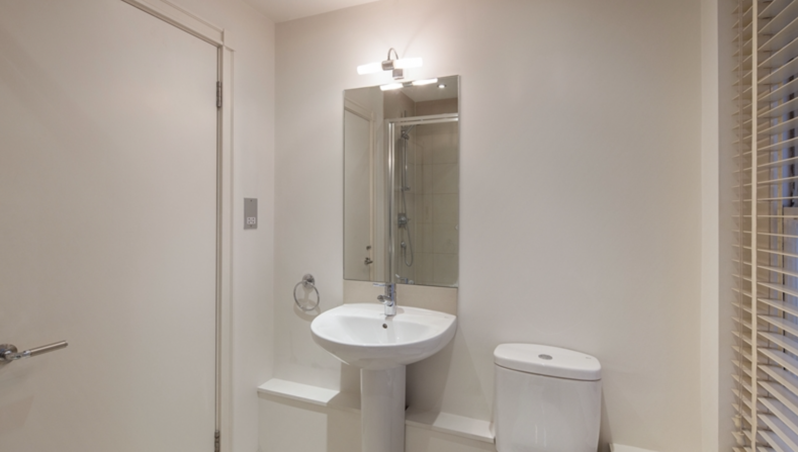 Pelham Court, Flat 26, 145, Fulham Road, London, SW3 6SH
